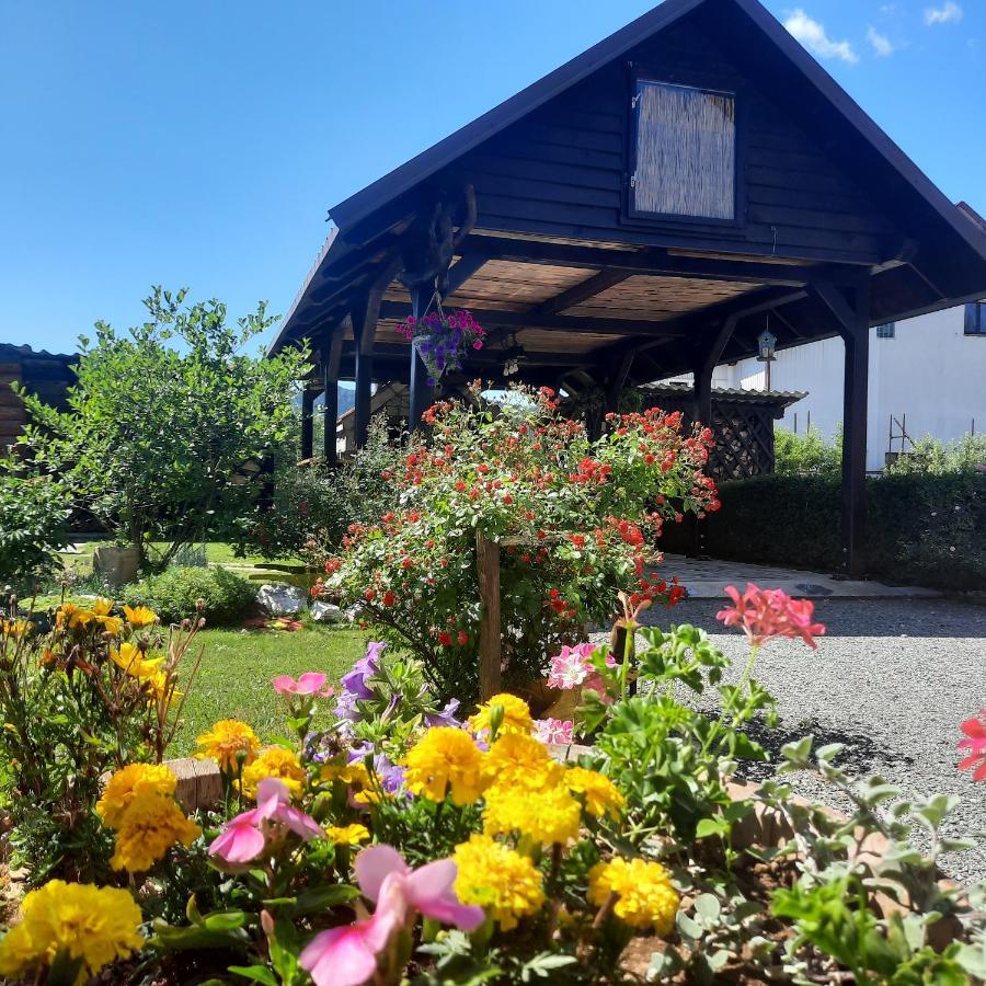 Kuca Za Odmor Delak Holiday home *